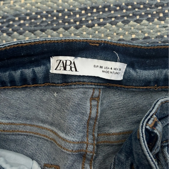 Zara jeans size 4 - Picture 2 of 3